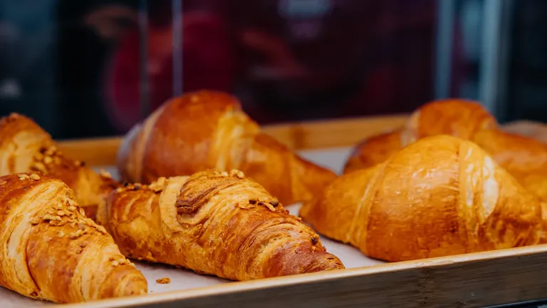 croissate cropp fara pret